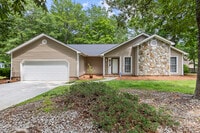 Building Photo - 439 Candlewood Dr