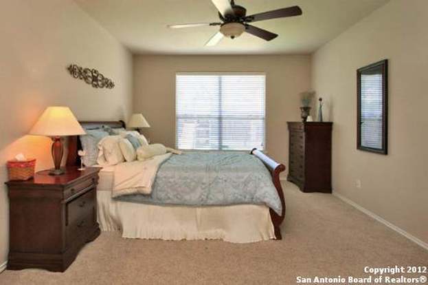 Building Photo - 5731 White Oak Cove