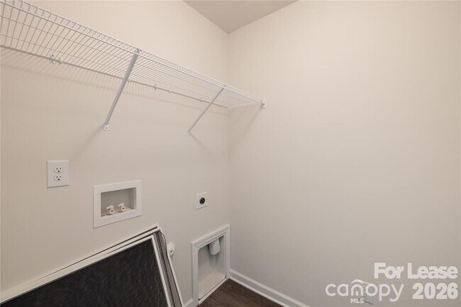 Building Photo - 1419 Amhurst St