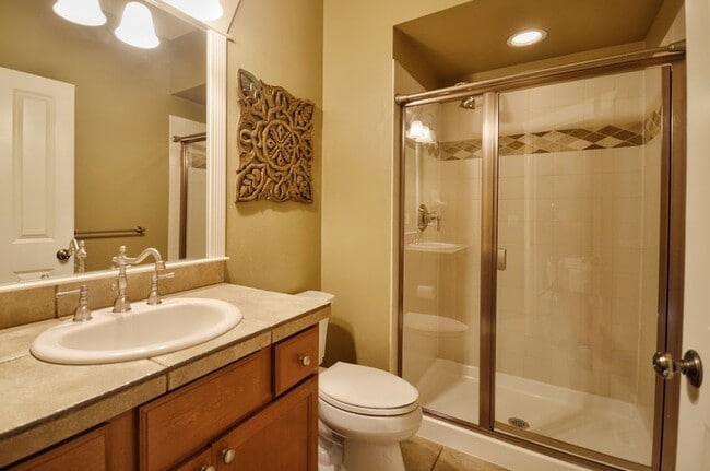 Building Photo - Elegant 4BR Murray Franklin Home in Fernwood Hills | EV Charger | Northshore Schools