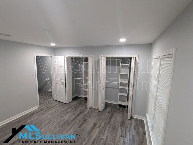 Building Photo - 51 Crystal Oaks Ct