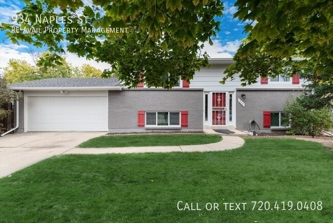 Primary Photo - 934 Naples St