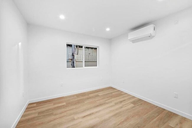 Building Photo - 739 N Formosa Ave