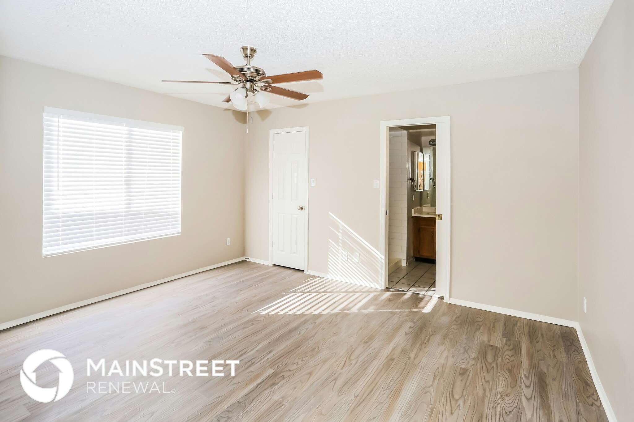 Building Photo - 14610 N 40th Pl