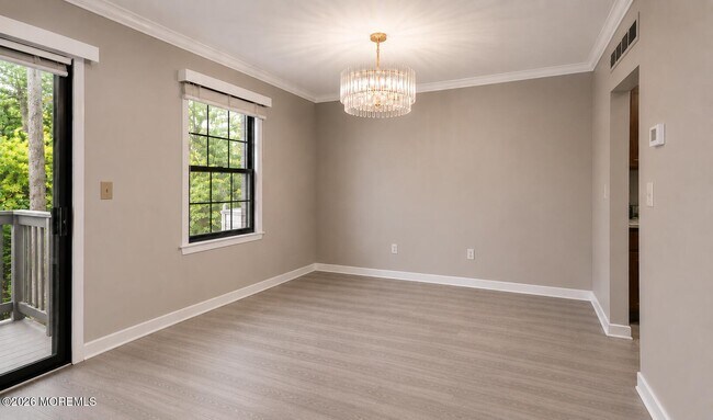 Building Photo - 8 Hialeah
