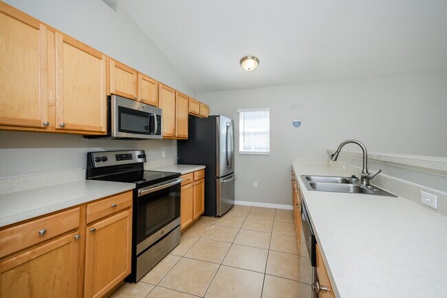 Building Photo - 4740 Petal Pawpaw Ln