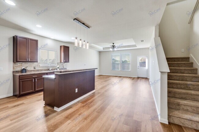 Building Photo - 1516 Abby Creek Dr