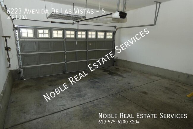 Building Photo - 6223 Avenida De Las Vistas