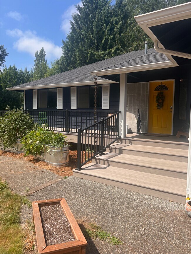 Building Photo - 19522 95th Dr SE