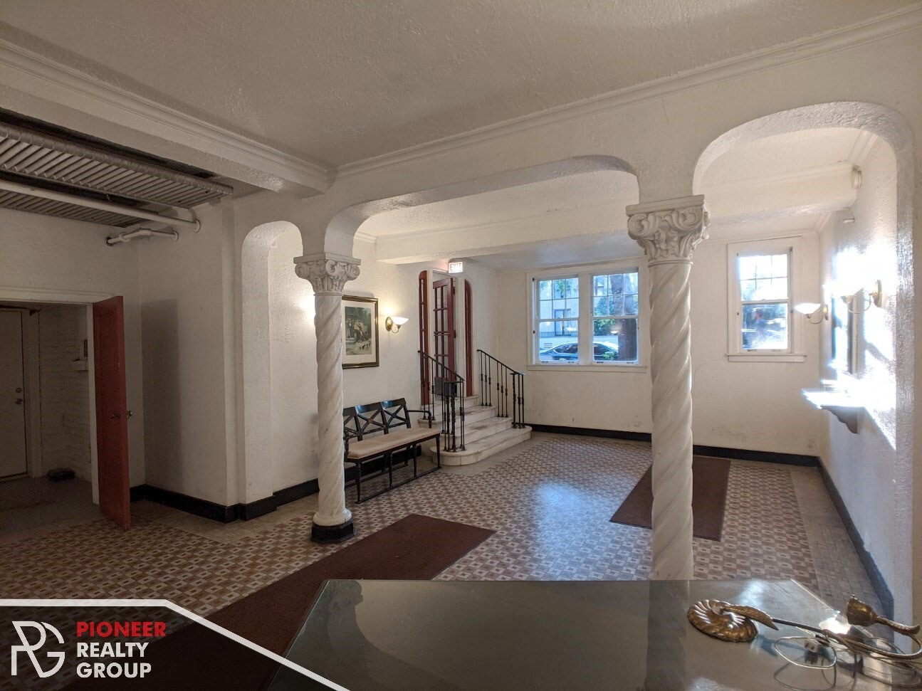 Building Photo - 2127 N Dayton St