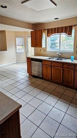 Building Photo - 18566 E Greenwood Pl