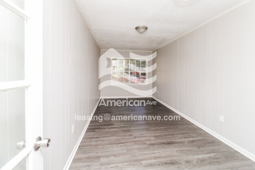 Building Photo - 5341 Brookhollow Dr