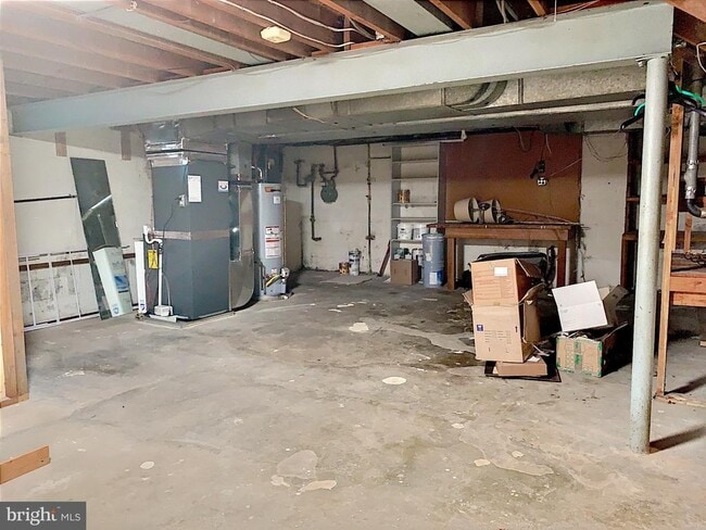 Building Photo - 1103 Carper St