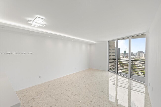 Building Photo - 325 S Biscayne Blvd