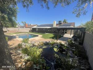Building Photo - 2715 E Cholla St