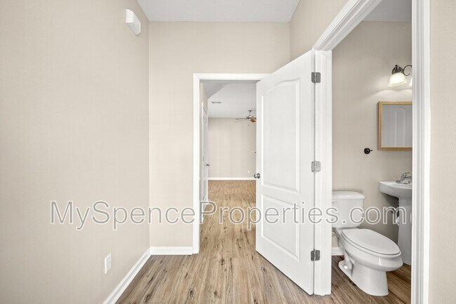 Building Photo - Arbor Lake Drive - 820