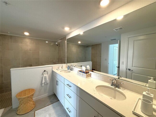 Building Photo - 17620 Boracay Ct