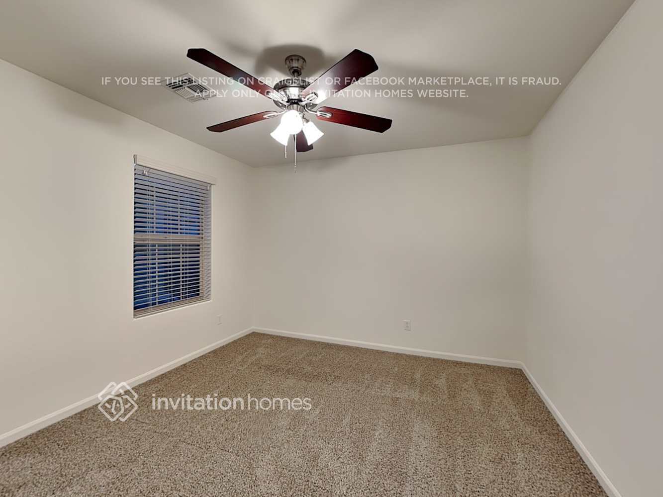 Building Photo - 1389 S Moccasin Trail