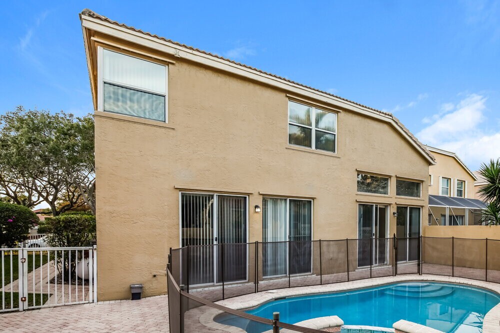 Building Photo - 4729 NW 115th Ave