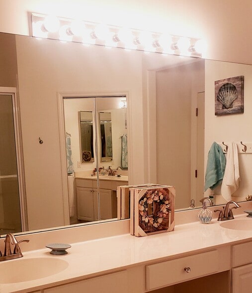 Building Photo - 10021 Colonial Country Club Blvd