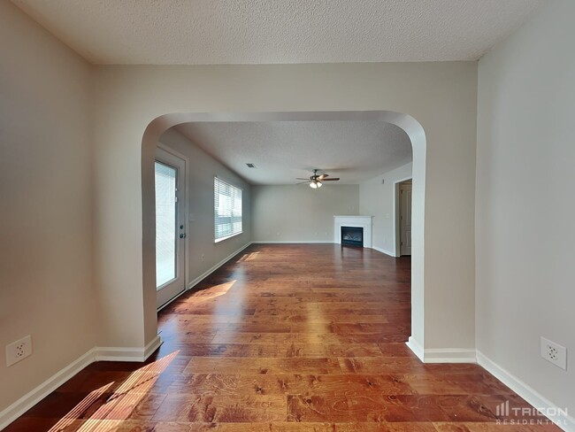 Building Photo - 11588 Alicias Ct