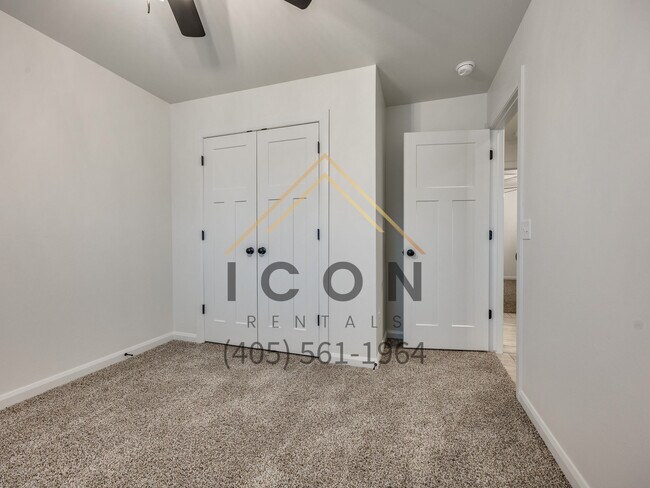 Building Photo - 5108 SE 85th St