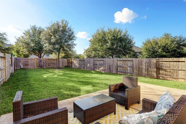 Building Photo - 24518 Haywards Crossing Ln