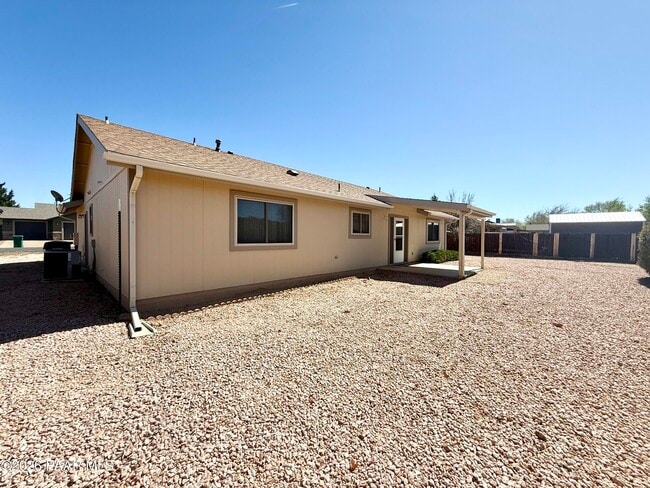 Building Photo - 4150 N Kachina Way