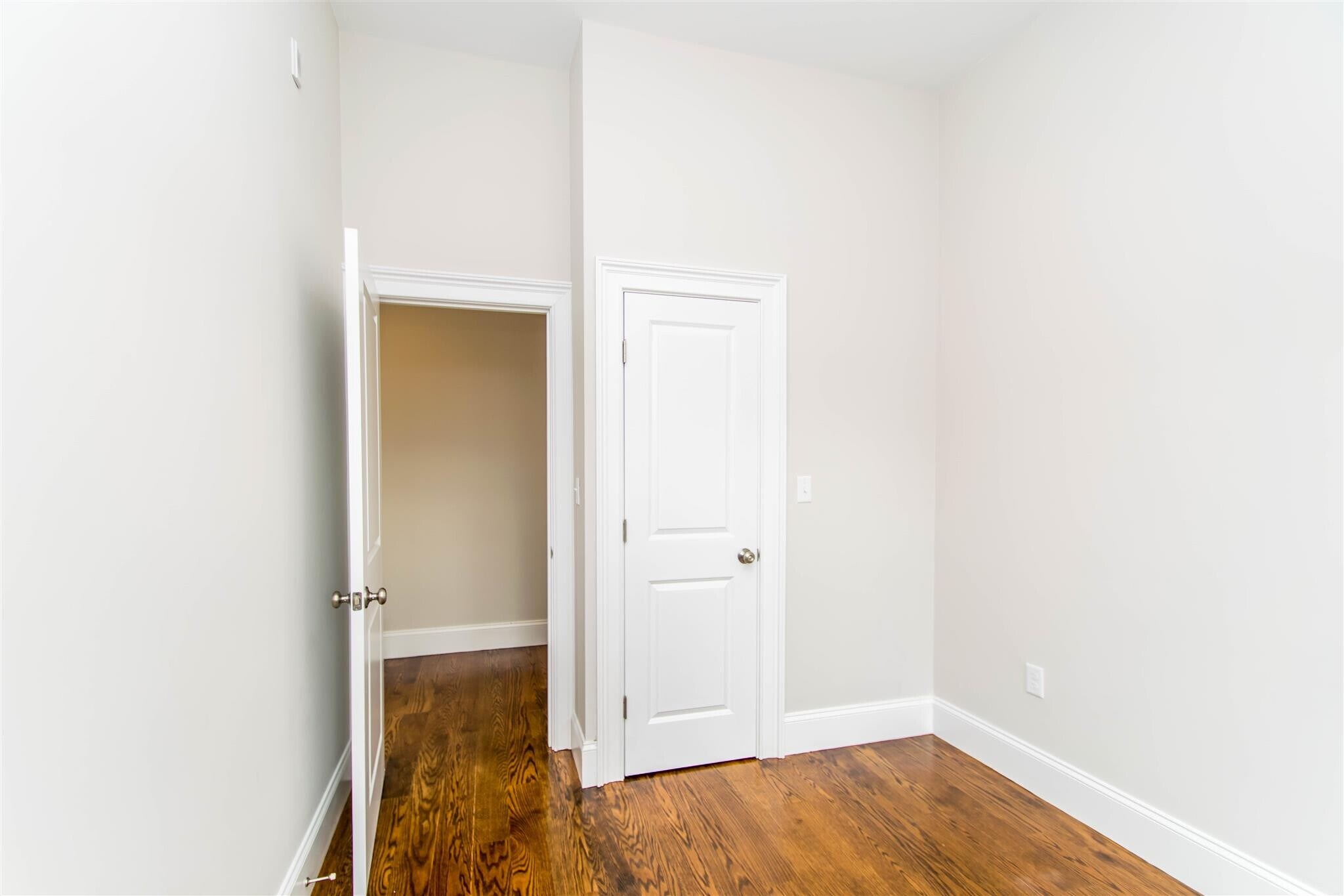 Building Photo - 126 Columbia St