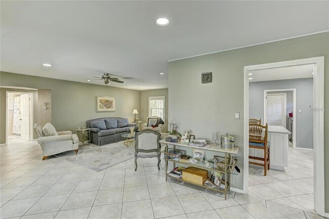 Building Photo - 711 Whitfield Ave