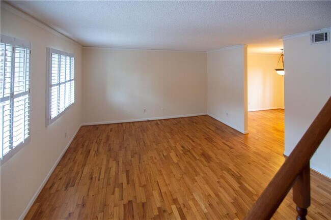 Building Photo - 1612 Briarcliff Rd NE