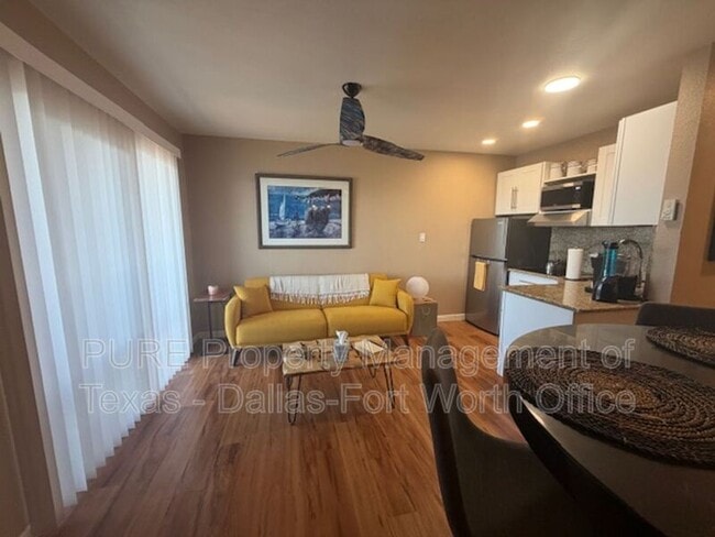 Building Photo - 6321 Kelly Dr