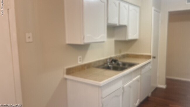 Building Photo - 6541 Wakefield Rd