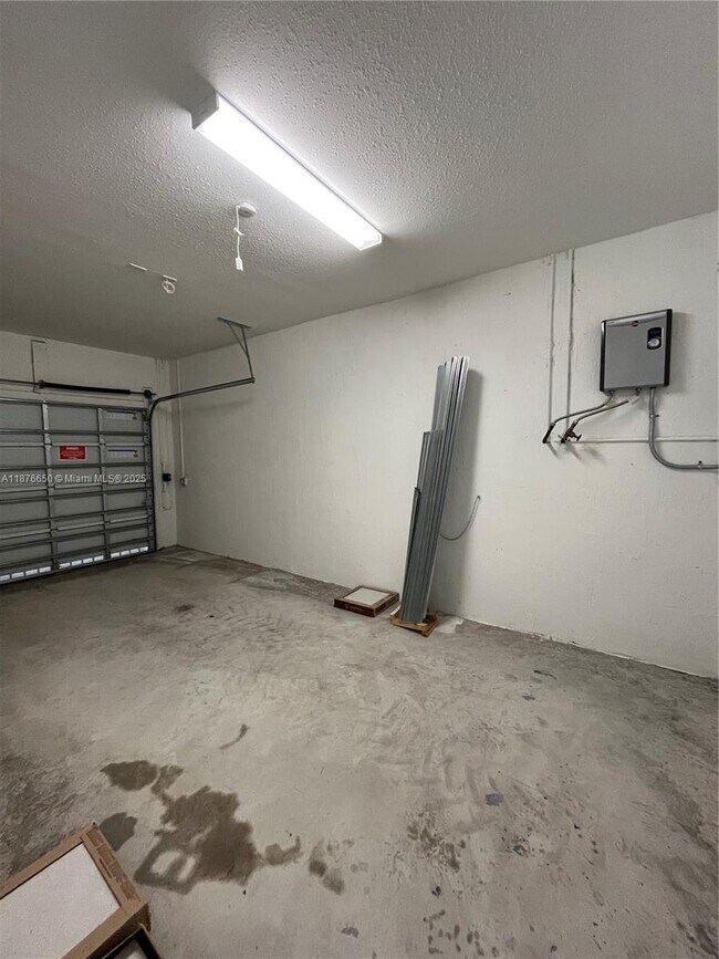 Building Photo - 10247 SW 231st Ln