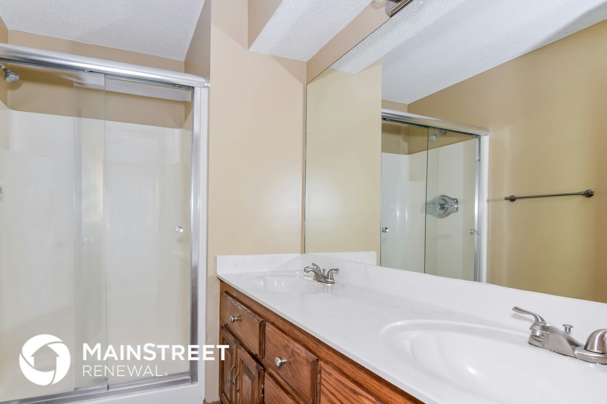 Building Photo - 207 Mesa Dr