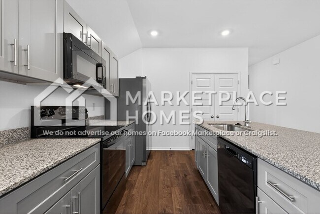 Building Photo - 8736 Preston Wood Dr