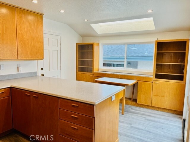 Building Photo - 638 3rd St