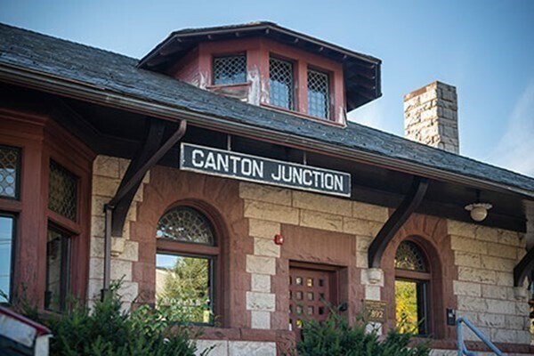 Building Photo - 364 Neponset St