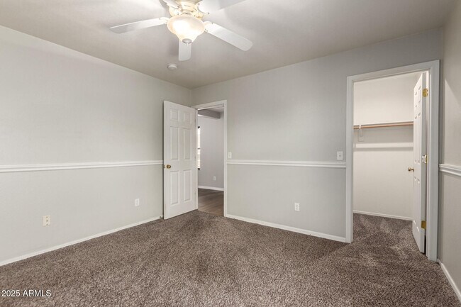 Building Photo - 21127 E Avenida Del Valle