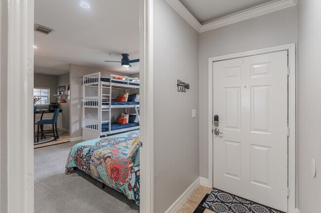 Building Photo - 7039 Kingston Cove Ln