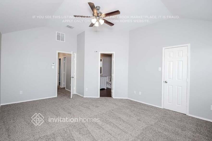 Building Photo - 11900 Brown Fox Dr