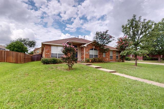 Building Photo - 1115 Buckingham Dr