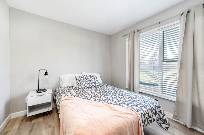 Building Photo - 3910 Luca St