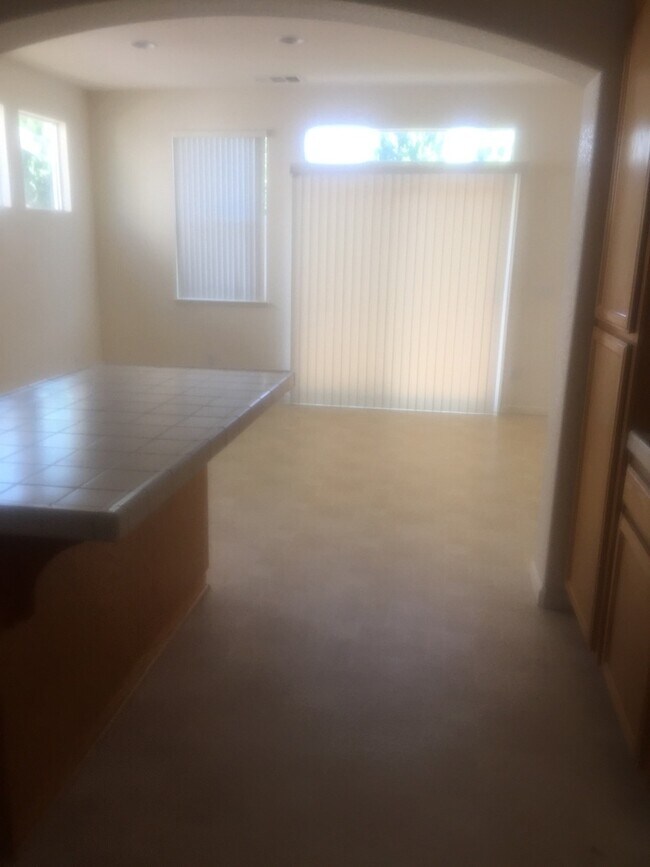 Building Photo - 3962 Blackberry Ave