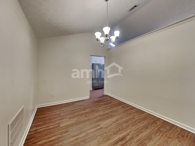 Building Photo - 162 Brook Lea Cove