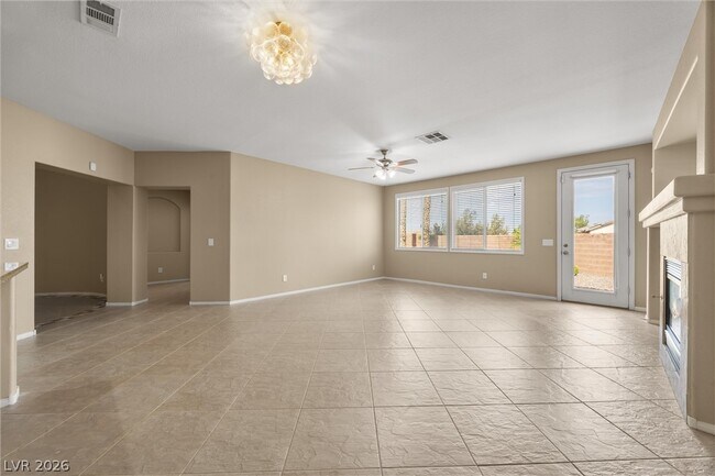 Building Photo - 428 Eternity St