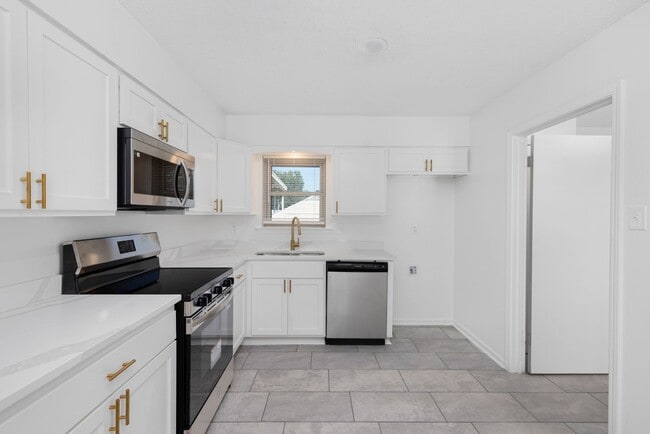 Building Photo - 3 bedroom, 2 bath recently renovated in Southaven