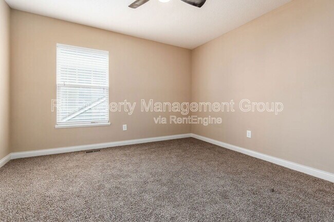 Building Photo - 10327 Indigo Dr
