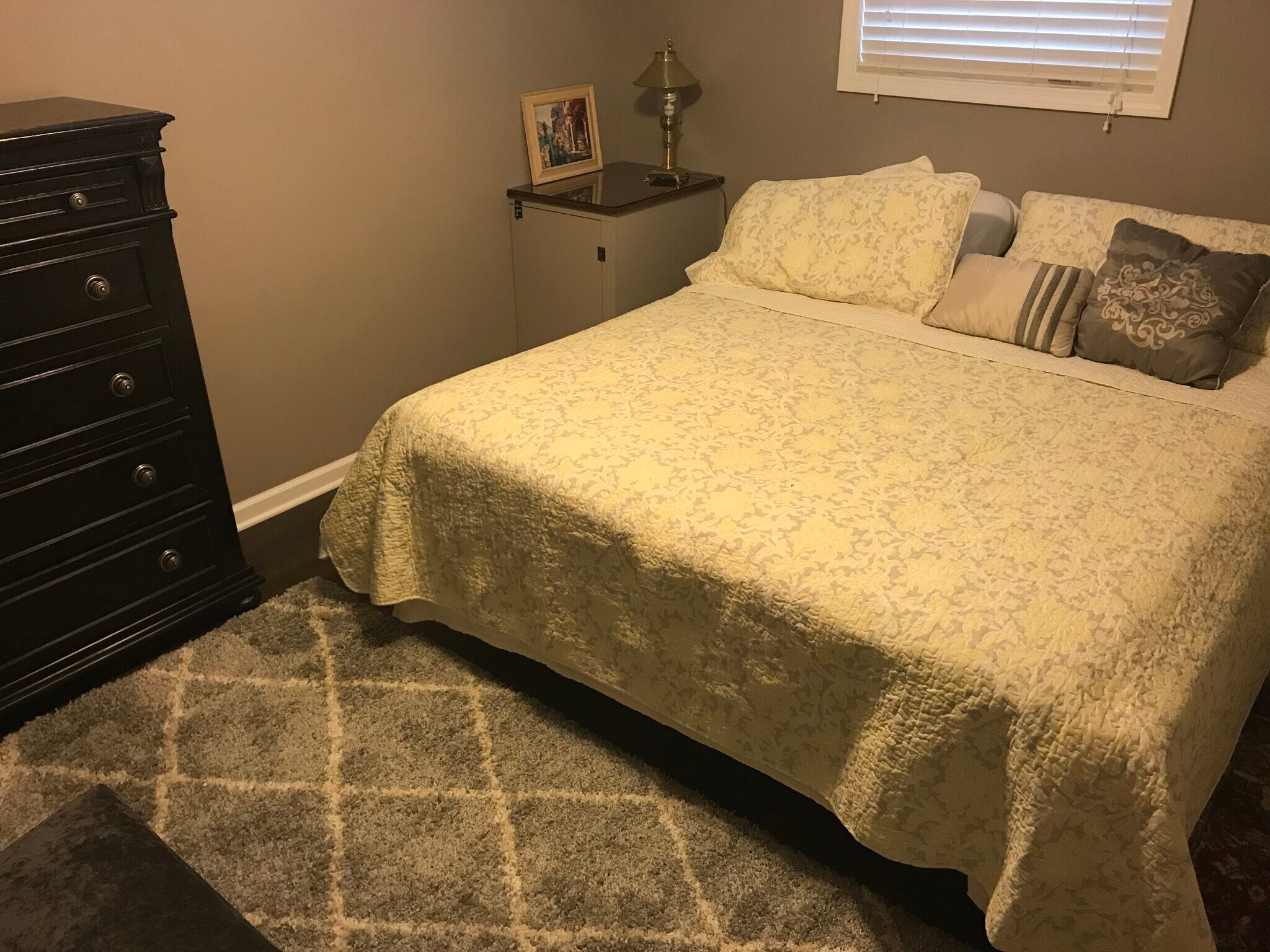 Building Photo - 1115 N Utah Ave