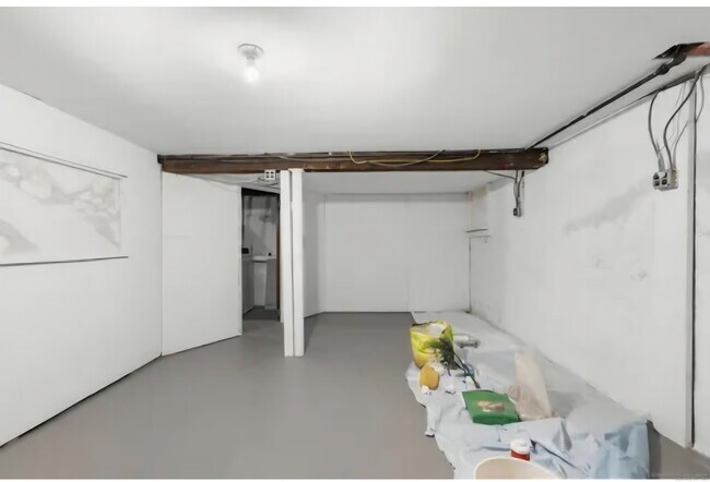 Building Photo - 1276 North Ave